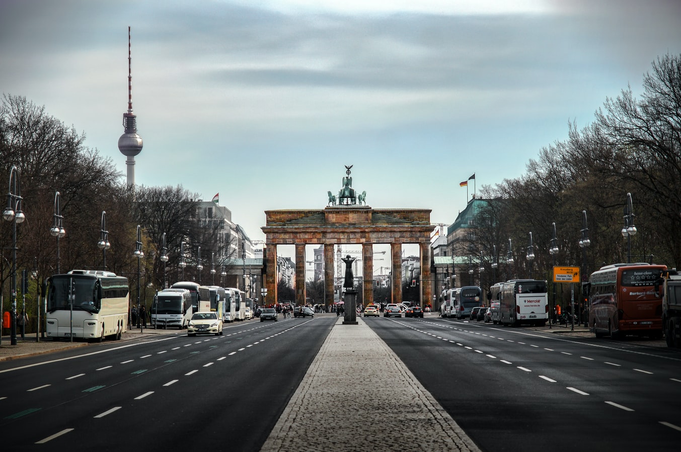 Germany suffers sharpest economic decline since reunification